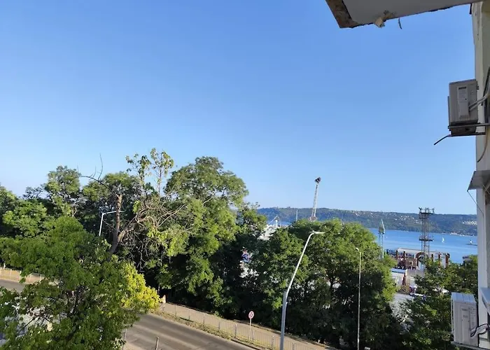 Opal Beachfront Apartment Varna