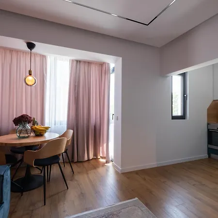 Opal Beachfront 바르나